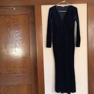 Blue velvet body con dress
